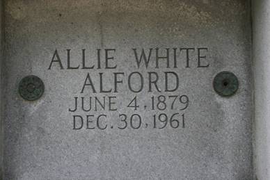 https://images.findagrave.com/photos/2006/234/15480300_115639066318.jpg