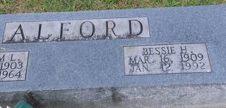 http://image2.findagrave.com/photos/2013/292/37771181_138232529225.jpg