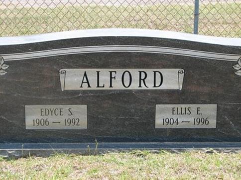 https://images.findagrave.com/photos/2012/152/91147570_133858170708.jpg