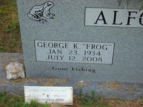 http://image2.findagrave.com/photos/2013/213/114822136_137550188587.jpg