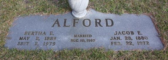 https://images.findagrave.com/photos/2012/345/20813397_135528191795.jpg