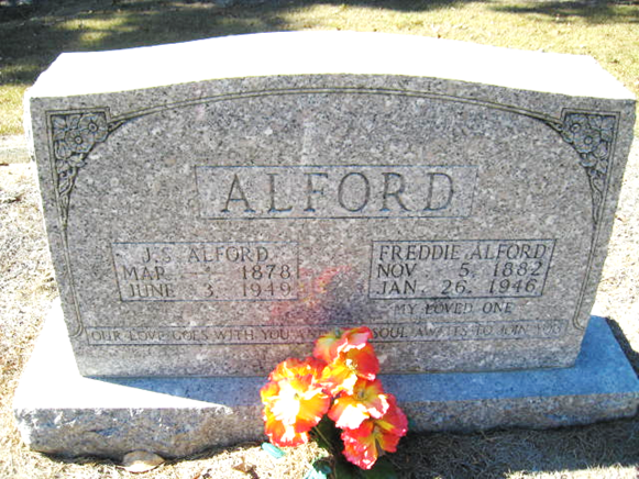 https://images.findagrave.com/photos/2010/289/20695068_128731125291.jpg