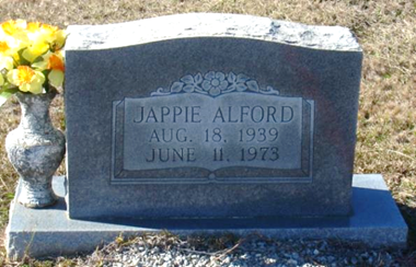 https://images.findagrave.com/photos/2008/25/24195777_120139982433.jpg