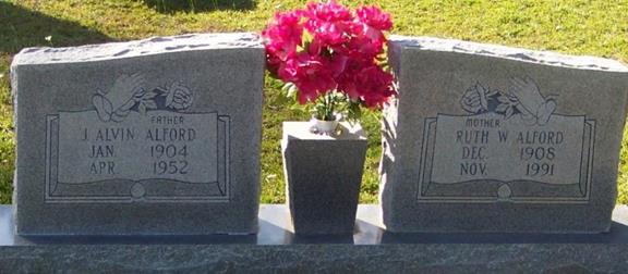 https://images.findagrave.com/photos/2012/322/93190858_135327879457.jpg