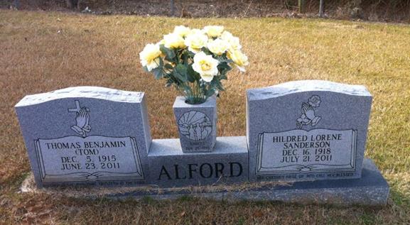 http://image2.findagrave.com/photos/2014/332/74531376_1417323761.jpg