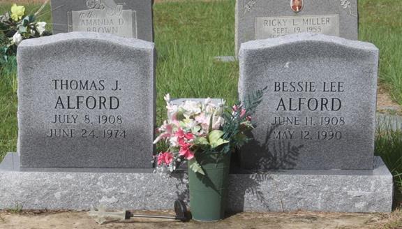 https://images.findagrave.com/photos/2018/1/UNCEM_61195_935beb67-0d3b-47de-a901-98eeb85a49dc.jpeg