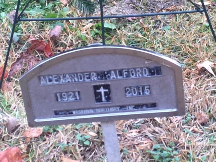 https://images.findagrave.com/photos/2017/336/185639080_14ddcb55-266a-47f2-bcf1-553ebd796793.jpeg