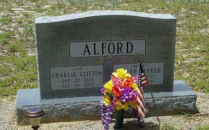https://s3-us-west-2.amazonaws.com/find-a-grave-prod/photos/2017/145/98128617_1495849256.jpg