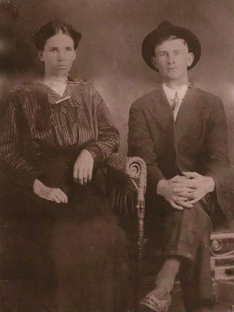 Bertha and Darner Alford