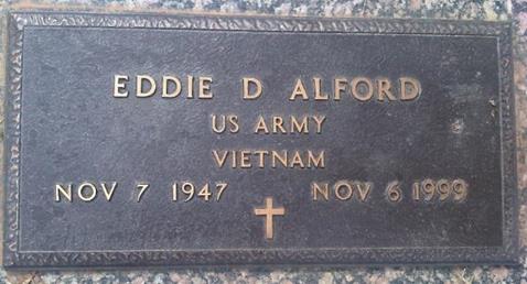 https://s3-us-west-2.amazonaws.com/find-a-grave-prod/photos/2014/50/121530692_1392929193.jpg