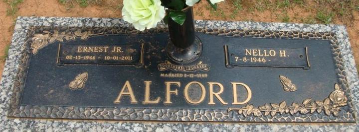 https://images.findagrave.com/photos/2016/147/163380279_1464399594.jpg