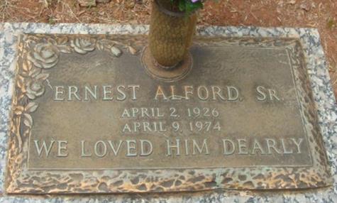 https://images.findagrave.com/photos/2016/202/167253752_1469134163.jpg