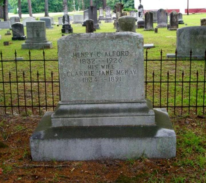 http://image1.findagrave.com/photos/2010/142/32829176_127465775245.jpg