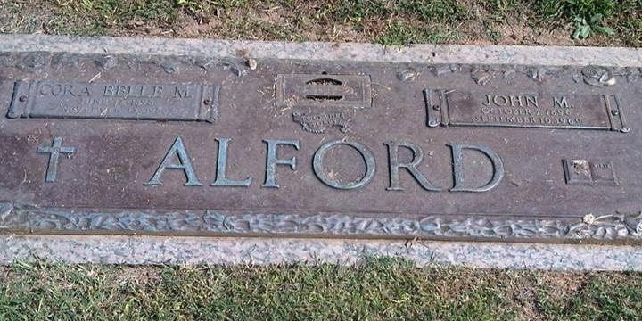 http://image2.findagrave.com/photos/2013/273/117588524_138069402573.jpg