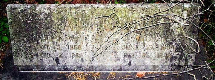 https://images.findagrave.com/photos/2014/116/90962920_1398661314.jpg