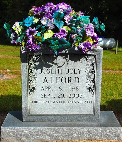 https://s3-us-west-2.amazonaws.com/find-a-grave-prod/photos/2014/275/136337853_1412385690.jpg