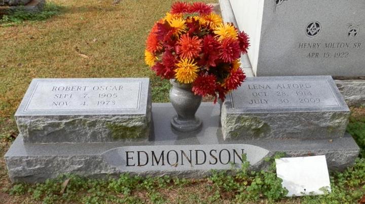 http://image2.findagrave.com/photos/2013/317/70639841_138444778527.jpg