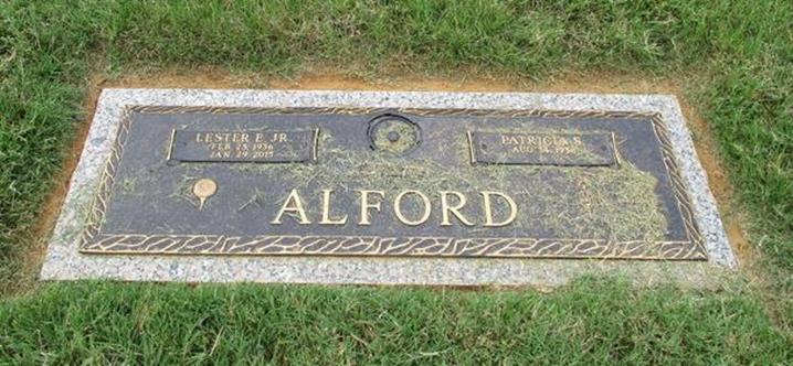 https://s3-us-west-2.amazonaws.com/find-a-grave-prod/photos/2016/217/142050917_1470428233.jpg