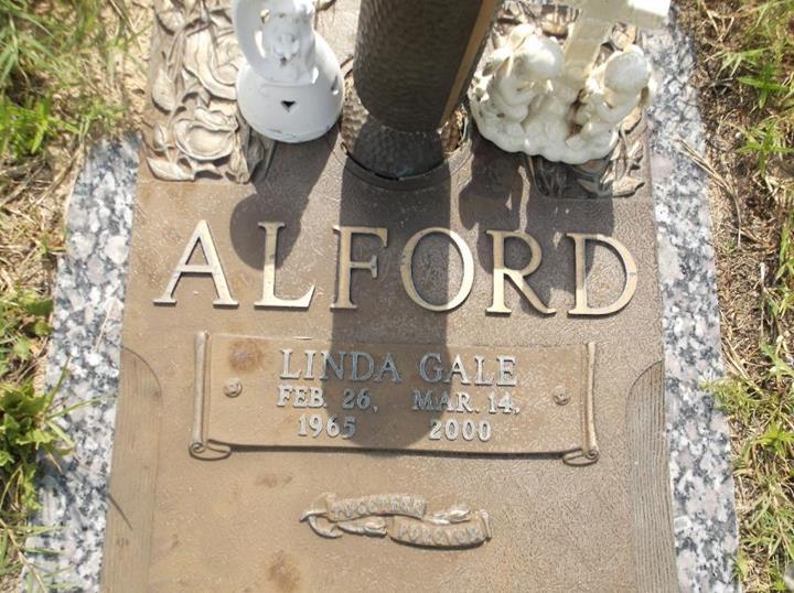https://s3-us-west-2.amazonaws.com/find-a-grave-prod/photos/2016/192/29100681_1468274378.jpg