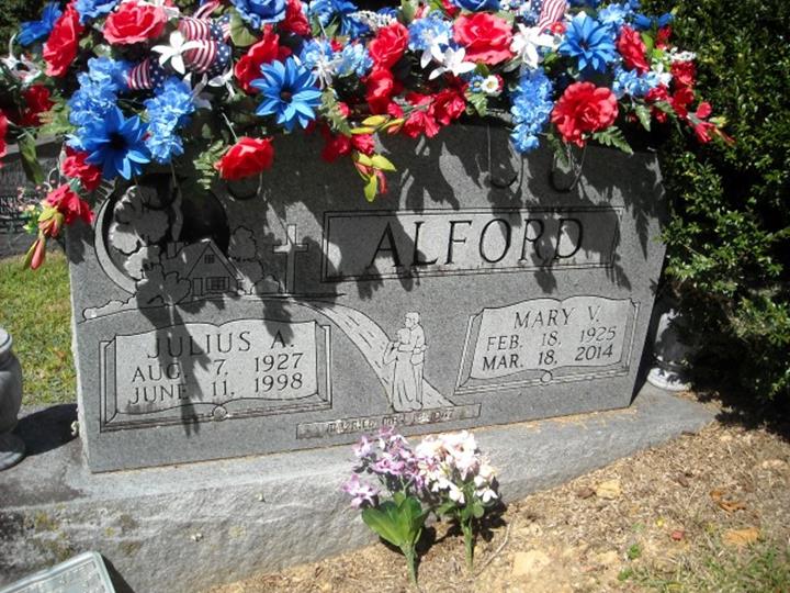 https://s3-us-west-2.amazonaws.com/find-a-grave-prod/photos/2015/270/126604899_1443466616.jpg