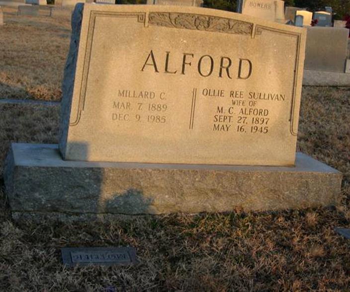 http://image1.findagrave.com/photos/2009/38/6718895_123415708984.jpg