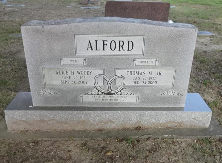 http://image2.findagrave.com/photos/2013/217/114992055_137579440235.jpg