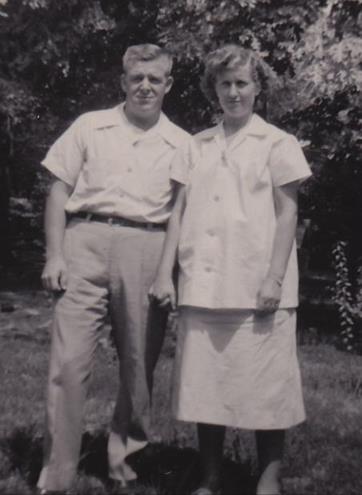 http://image2.findagrave.com/photos/2012/283/88962196_134989622922.jpg