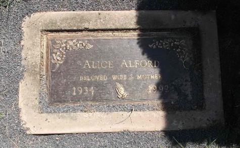 http://image2.findagrave.com/photos/2013/243/113632798_137806225291.jpg