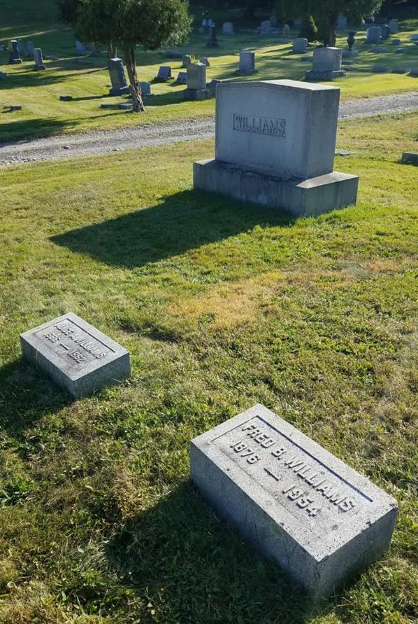 https://images.findagrave.com/photos/2017/266/156923868_1506284341.jpg