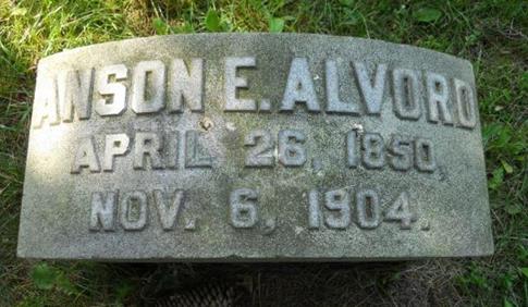 https://images.findagrave.com/photos/2012/164/91746694_133960361774.jpg