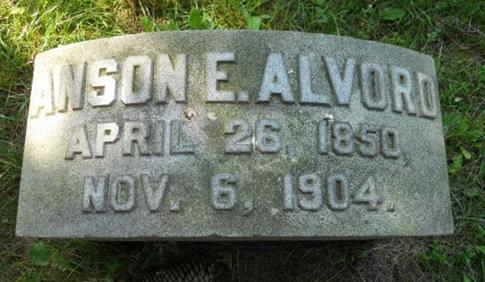 http://image2.findagrave.com/photos/2013/243/113902163_137806247355.jpg