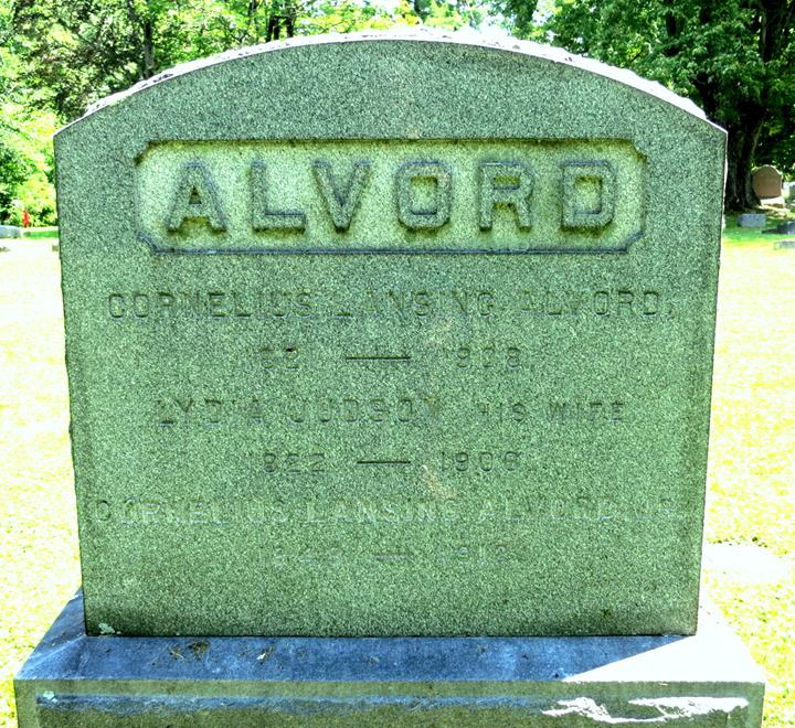 http://image2.findagrave.com/photos/2012/237/81194256_134591439586.jpg