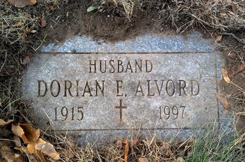 https://images.findagrave.com/photos/2018/44/107139907_1518677207.jpg