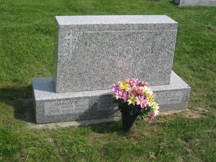 https://s3-us-west-2.amazonaws.com/find-a-grave-prod/photos/2017/148/151542450_1496084478.jpg