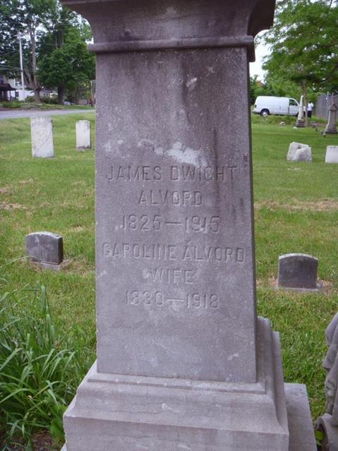 https://s3-us-west-2.amazonaws.com/find-a-grave-prod/photos/2014/162/14813245_1402635311.jpg