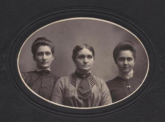 http://image2.findagrave.com/photos/2015/198/149425462_1437222902.jpg
