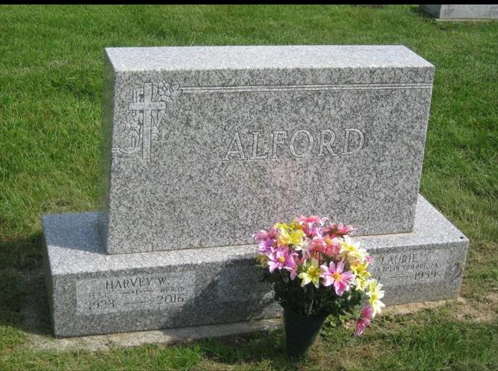 https://s3-us-west-2.amazonaws.com/find-a-grave-prod/photos/2017/148/151542450_1496084478.jpg