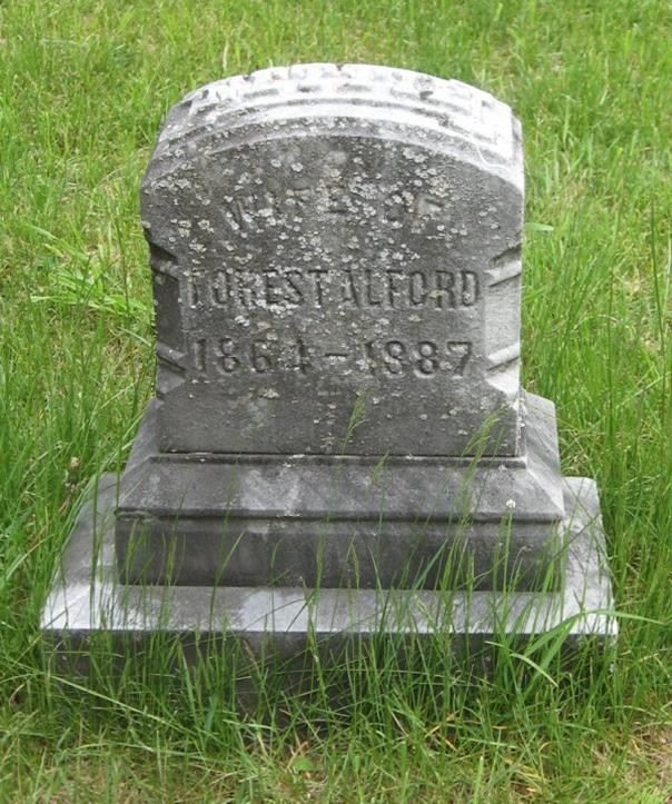 http://image2.findagrave.com/photos/2015/108/UNCEM_1429410714203.JPG