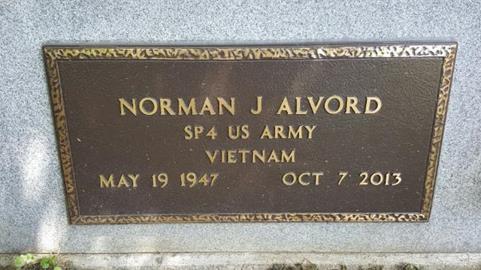 https://s3-us-west-2.amazonaws.com/find-a-grave-prod/photos/2016/150/143924802_1464633574.jpg