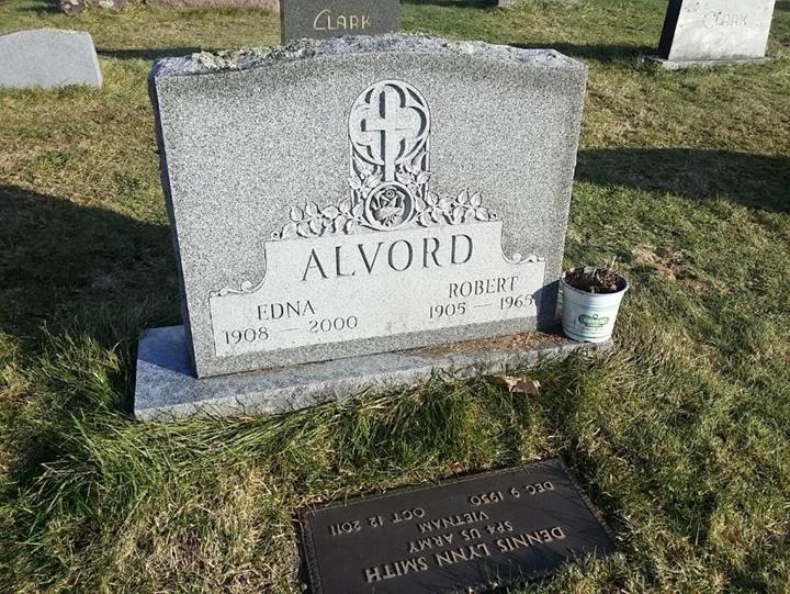 https://s3-us-west-2.amazonaws.com/find-a-grave-prod/photos/2017/4/156972236_1483625387.jpg