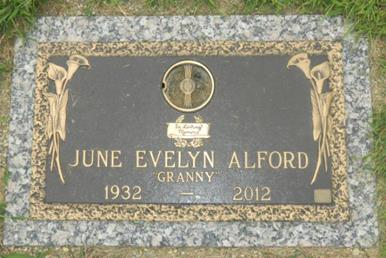 http://image2.findagrave.com/photos/2013/238/95312912_137763296745.jpg