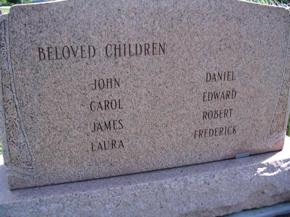 https://s3-us-west-2.amazonaws.com/find-a-grave-prod/photos/2013/176/112273662_137226900300.jpg