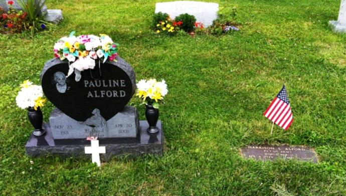 http://image2.findagrave.com/photos/2013/245/115330279_137824090204.jpg