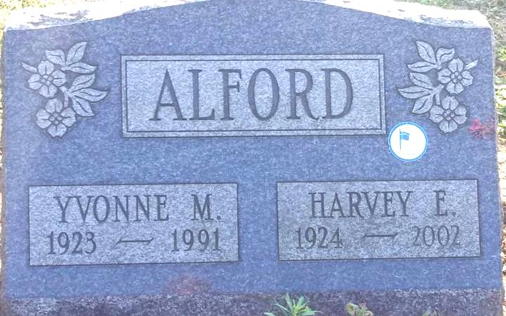 http://image2.findagrave.com/photos/2013/231/115419470_137705003518.jpg
