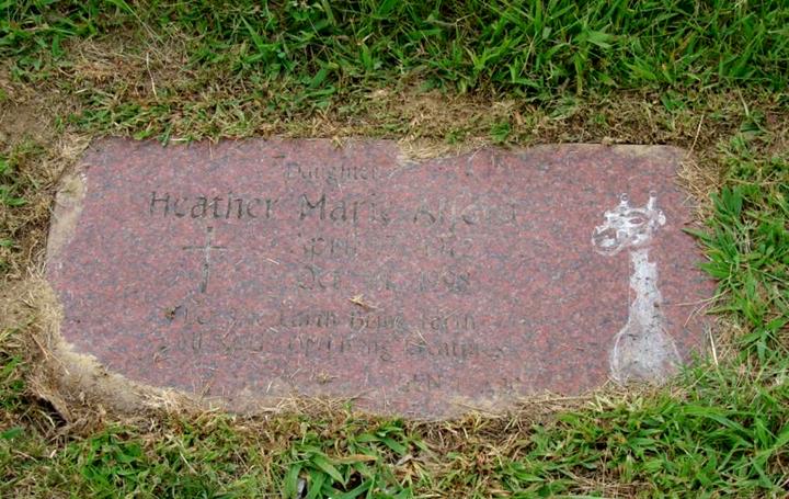 http://image2.findagrave.com/photos/2013/224/64319482_137642667211.jpg