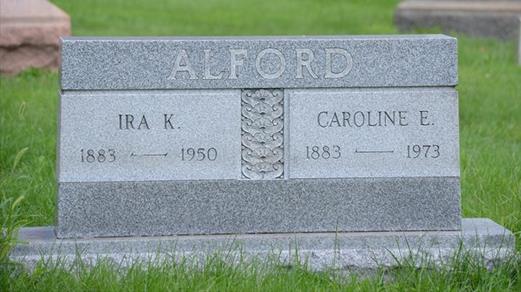 https://s3-us-west-2.amazonaws.com/find-a-grave-prod/photos/2012/336/96792620_135447363602.jpg