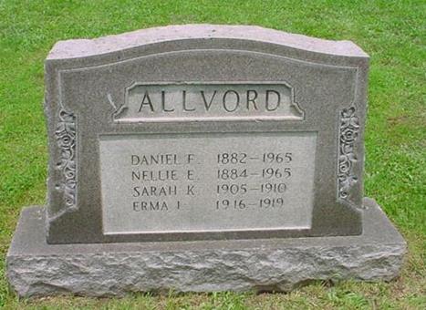 https://s3-us-west-2.amazonaws.com/find-a-grave-prod/photos/2009/292/43345377_125608036351.jpg