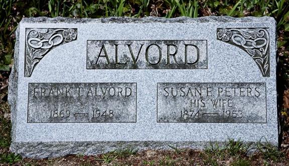 https://images.findagrave.com/photos/2013/115/5759340_136700078659.jpg