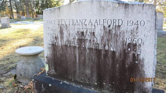 https://s3-us-west-2.amazonaws.com/find-a-grave-prod/photos/2017/12/144525878_1484348539.jpg