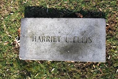 https://s3-us-west-2.amazonaws.com/find-a-grave-prod/photos/2016/27/151966242_1454023032.jpg